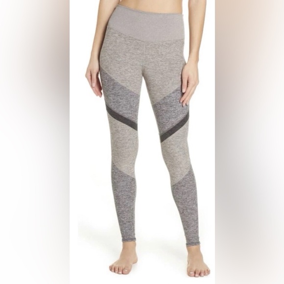 ALO Yoga Pants - NWT ALO Yoga Sheila Alosoft Leggings Size S